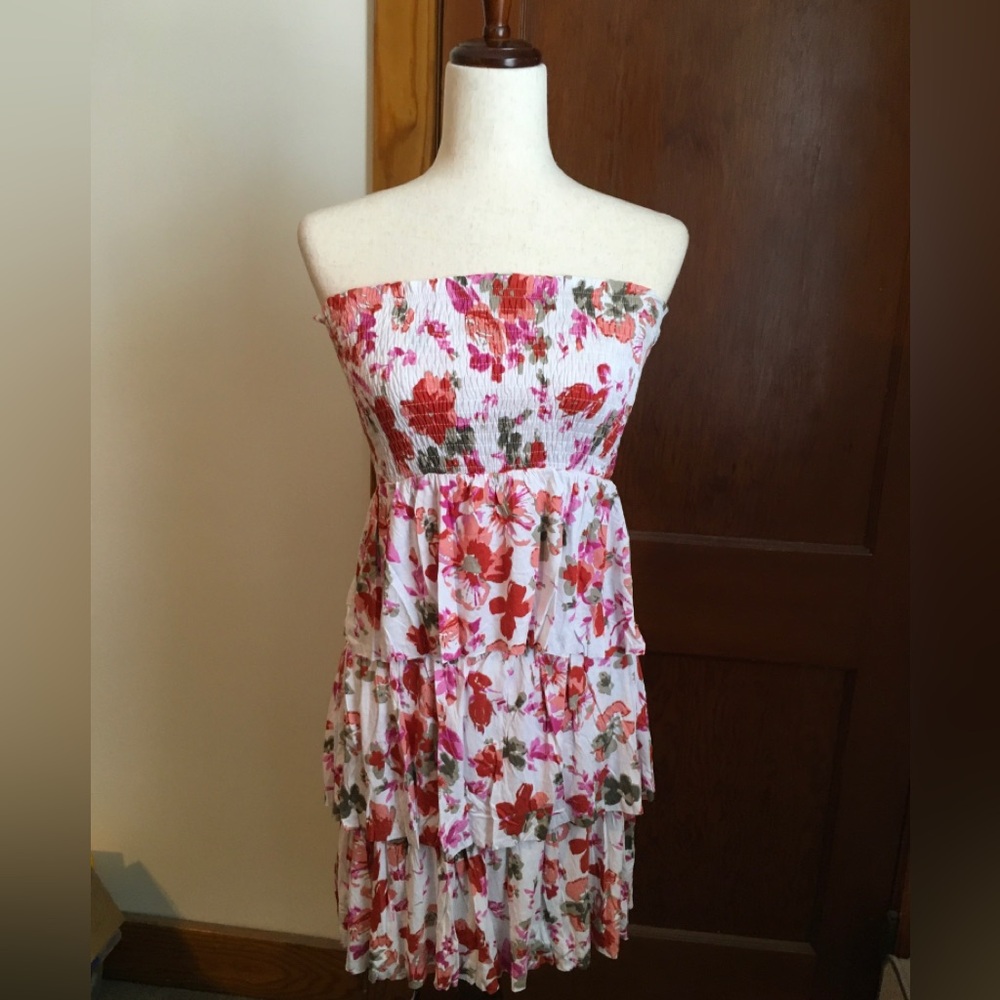Venus/Lascana Strapless Pink Floral Tiered Summer Dress